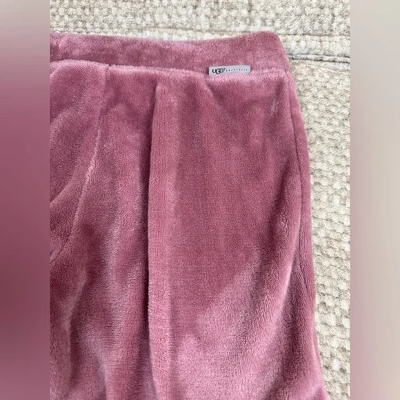 UGG Fuzzy Wide Leg Pants XS Pink Furry Warm Soft Winter Pants - Picture 9 of 12